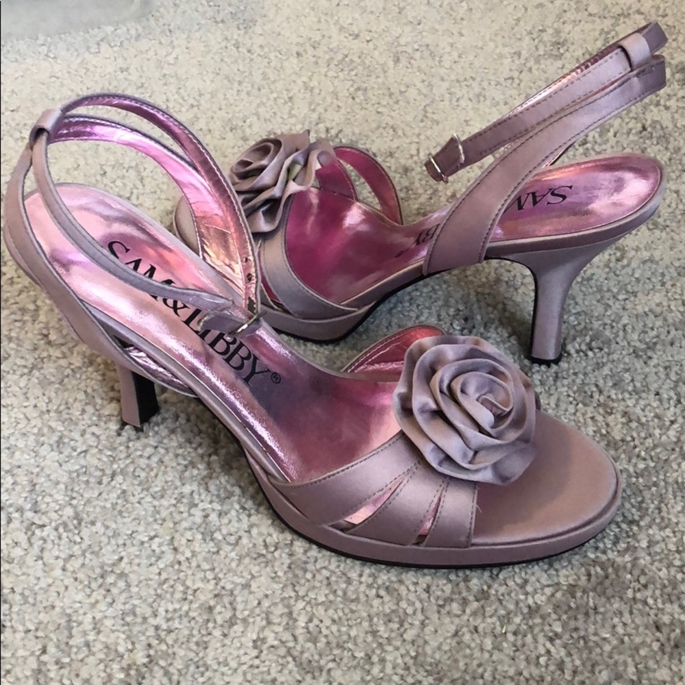 Purple rose heels